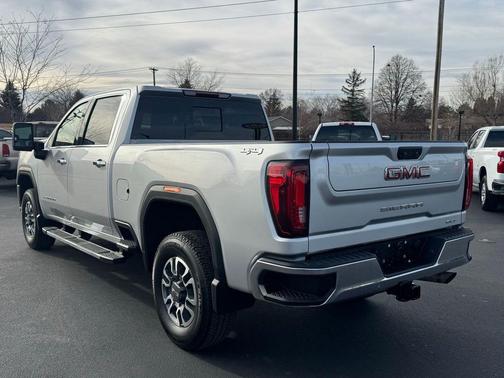2021 GMC Sierra 2500 SLT