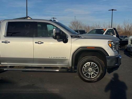 2021 GMC Sierra 2500 SLT