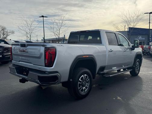 2021 GMC Sierra 2500 SLT