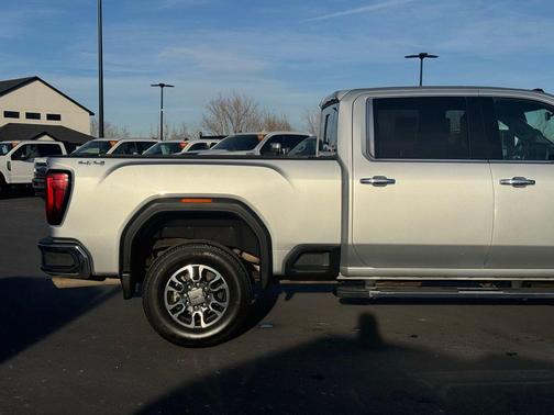 2021 GMC Sierra 2500 SLT