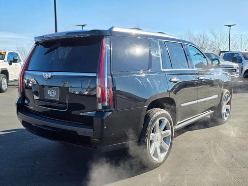 2017 Cadillac Escalade Premium Luxury