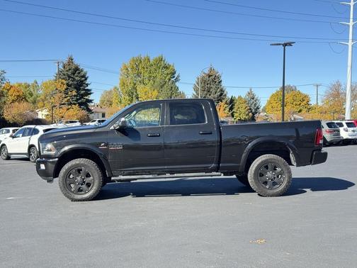2018 RAM 2500 Laramie Crew Cab 4x4 6'4' Box