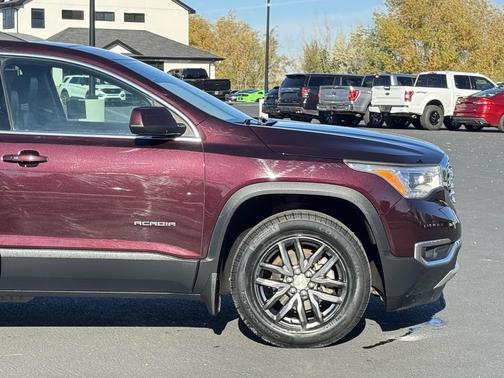 2017 GMC Acadia SLT-1