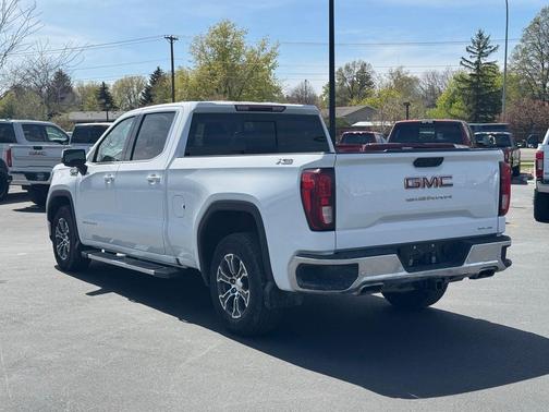 2024 GMC Sierra 1500 SLE