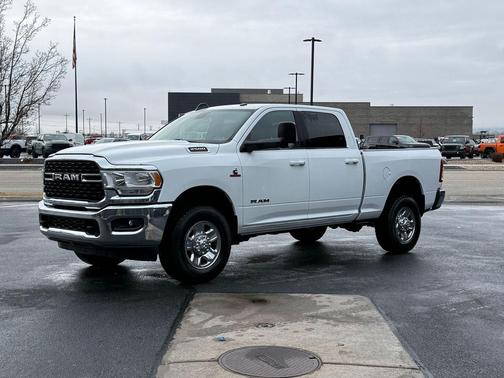 2022 RAM 2500 Big Horn Crew Cab 4x4 6'4' Box