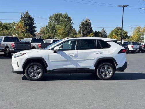 2024 Toyota RAV4 Hybrid LE