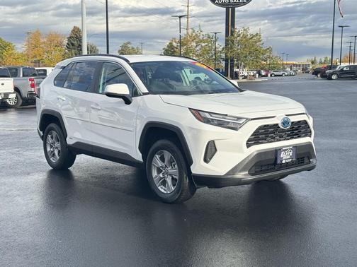 2024 Toyota RAV4 Hybrid LE