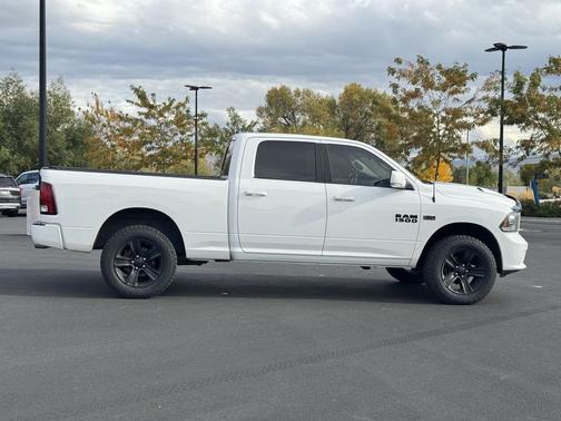 2018 RAM 1500 Sport
