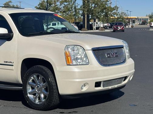 2013 GMC Yukon Denali