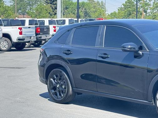 2025 Honda HR-V AWD Sport