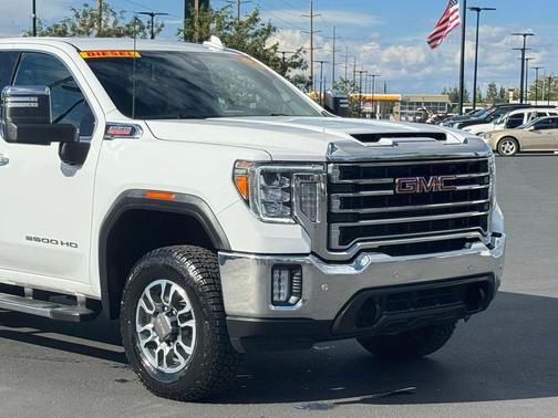 2022 GMC Sierra 3500 SLT