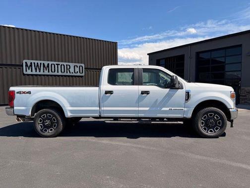 Oxford White 2022 Ford F-350 XL