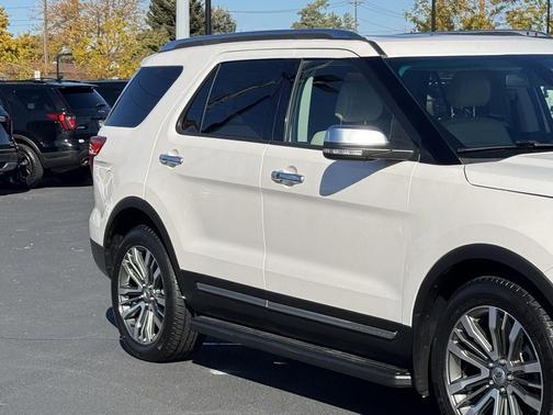 2017 Ford Explorer Platinum