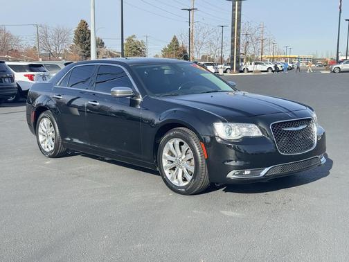 2018 Chrysler 300 Limited
