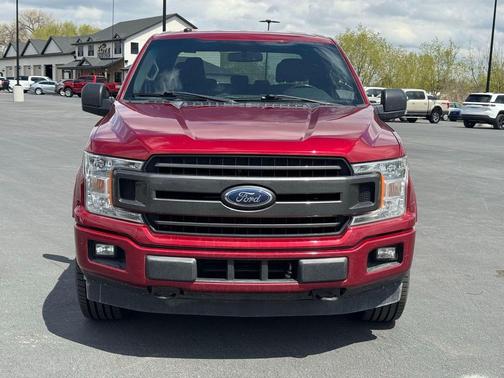 Red 2018 Ford F-150 XLT