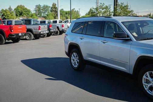 2023 Jeep Grand Cherokee L Limited