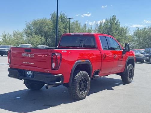 2022 GMC Sierra 2500 SLE