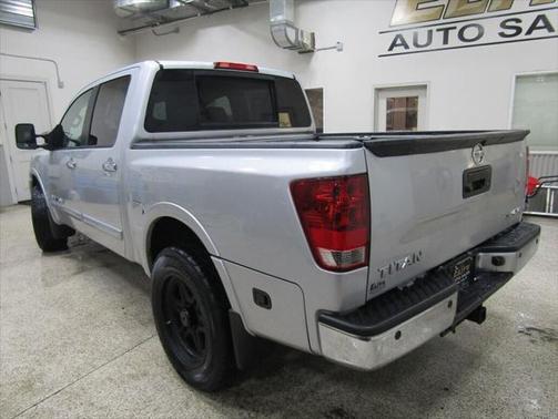 Brilliant Silver Metallic 2013 Nissan Titan SL