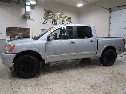Brilliant Silver Metallic 2013 Nissan Titan SL