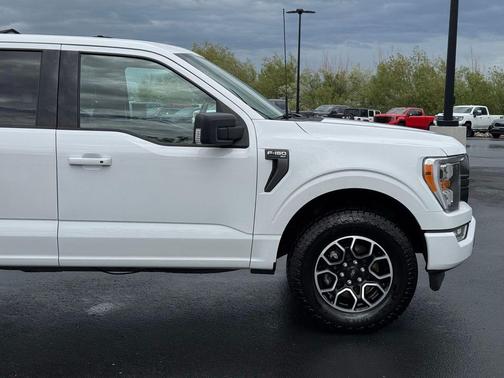 Oxford White 2023 Ford F-150 XLT