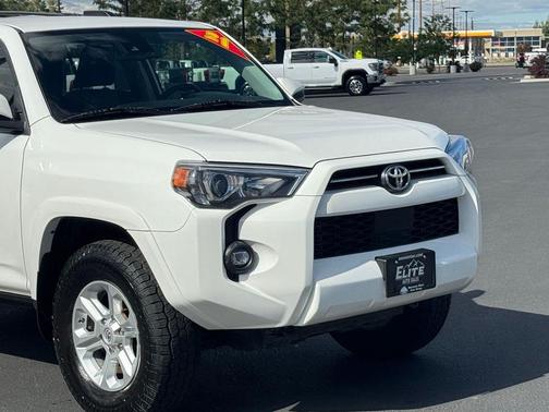 2021 Toyota 4Runner SR5