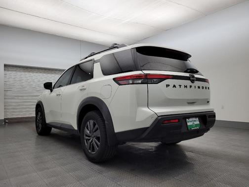 2022 Nissan Pathfinder SV 2WD