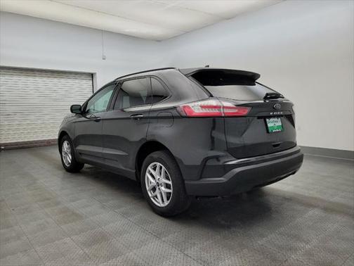 2021 Ford Edge SE