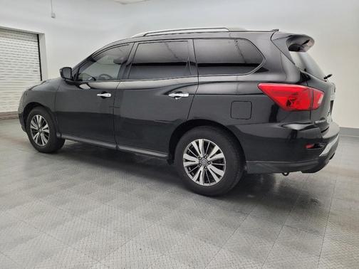 2019 Nissan Pathfinder SV