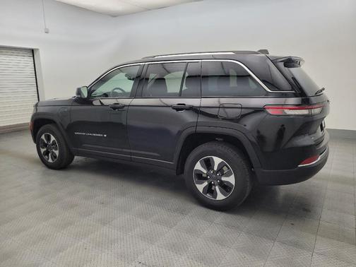 Diamond Black Crystal Pearlcoat 2024 Jeep Grand Cherokee 4xe Base