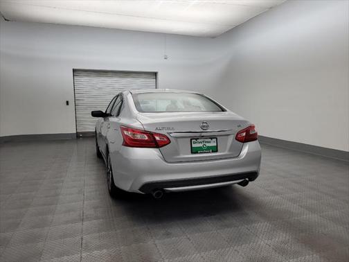 2017 Nissan Altima 2.5 SV