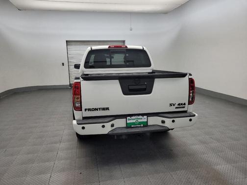 Glacier White 2020 Nissan Frontier SV