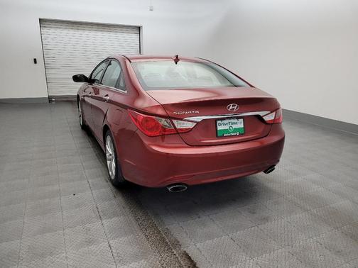 2013 Hyundai SONATA SE