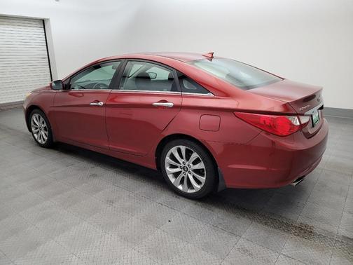 2013 Hyundai SONATA SE