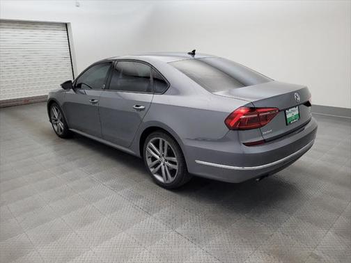 2019 Volkswagen Passat 2.0T Wolfsburg Edition