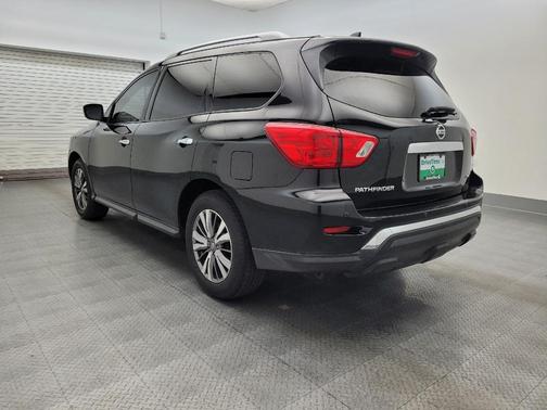 2019 Nissan Pathfinder SV