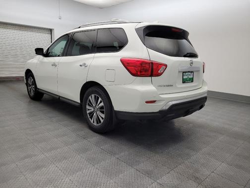 2019 Nissan Pathfinder S
