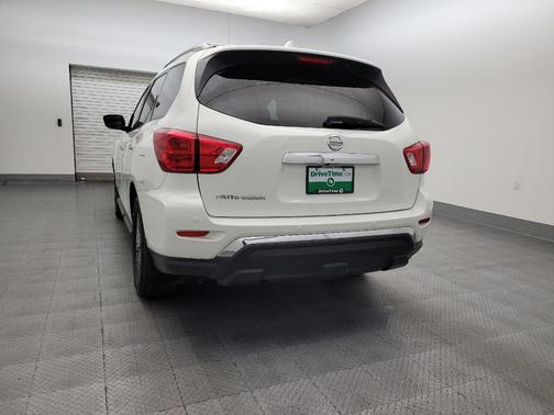 2019 Nissan Pathfinder S
