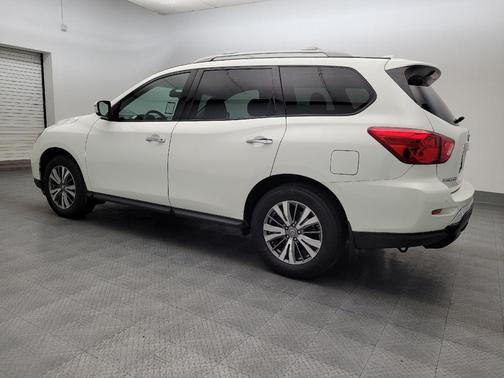 2019 Nissan Pathfinder S