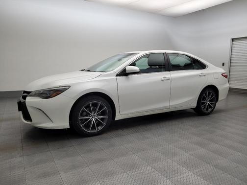 2016 Toyota Camry XSE