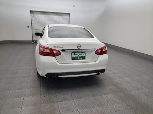 White 2017 Nissan Altima 2.5 S