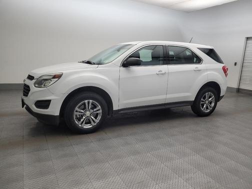 Summit White 2017 Chevrolet Equinox LS