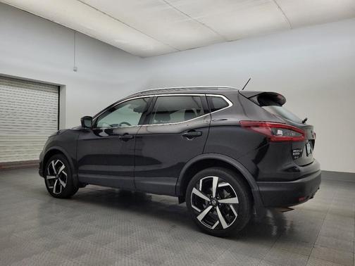 Magnetic Black Pearl 2021 Nissan Rogue Sport SL