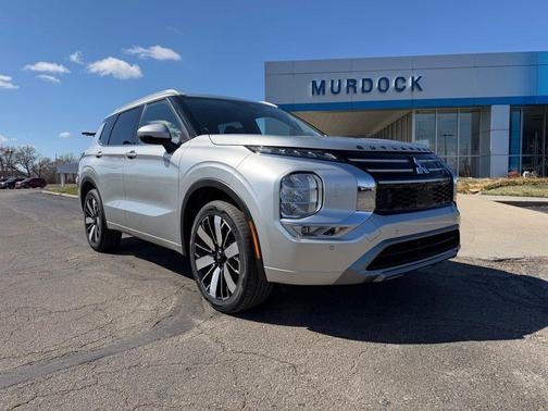 Alloy Silver Metallic 2026 Mitsubishi Outlander SEL 1.5T S-AWC