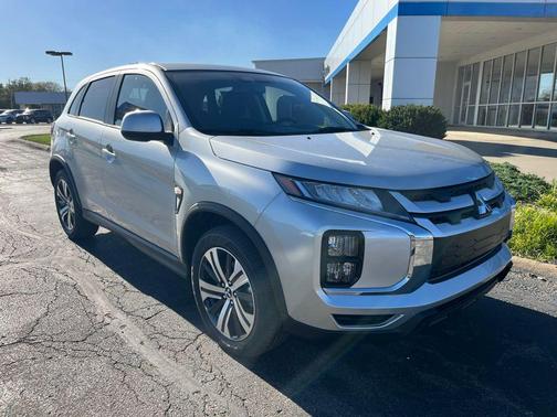 Alloy Silver Metallic 2025 Mitsubishi Outlander Sport 2.0 ES