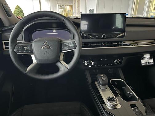 2026 Mitsubishi Outlander SE 1.5T S-AWC