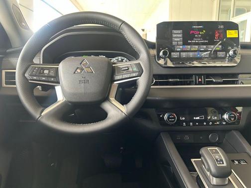 2025 Mitsubishi Outlander PHEV SE S-AWC