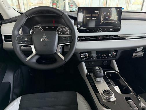 2026 Mitsubishi Outlander SE 2.5 2WD