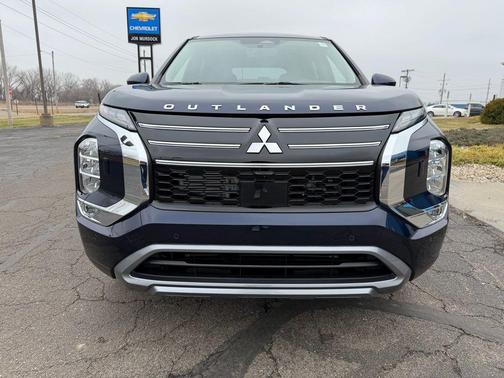 Cosmic Blue Metallic 2026 Mitsubishi Outlander SE 1.5T S-AWC