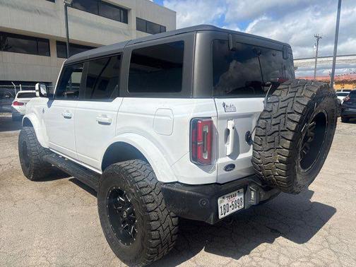 2023 Ford Bronco Outer Banks