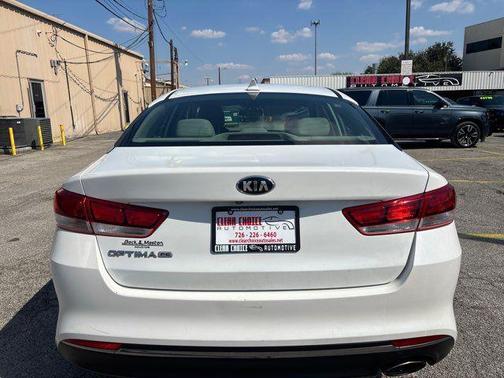 2017 Kia Optima LX
